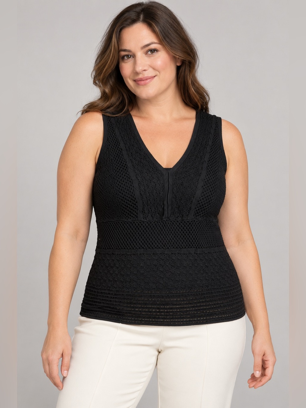 White House Black Market Black V-Neck Lace-Texture Sleeveless Tank WHBM.size L